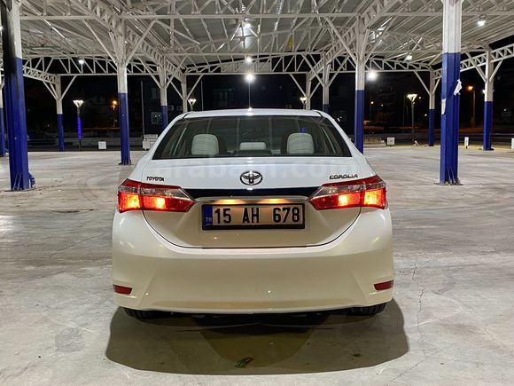 Sahibinden Satılık Temiz 2014 Toyota Corolla 111.887 KM