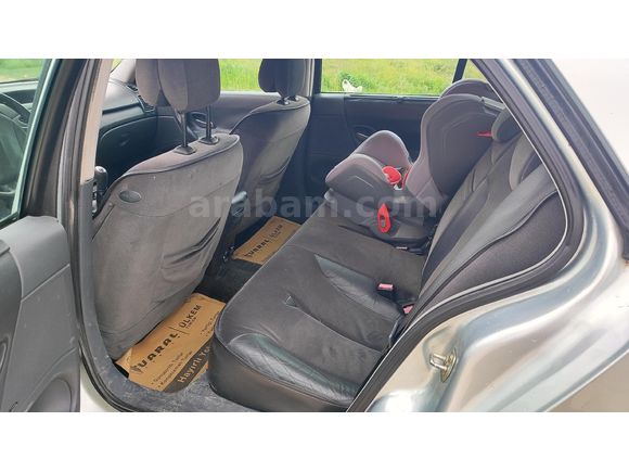 Sahibinden Renault Laguna 1.6 Privilege 2005 Model
