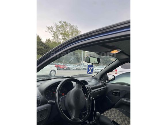 Sahibinden Renault Clio 1.4 RTA 2001 Model Kocaeli