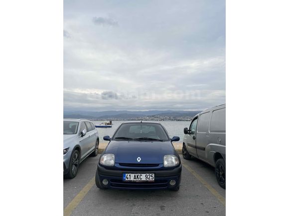 Sahibinden Renault Clio 1.4 RTA 2001 Model Kocaeli