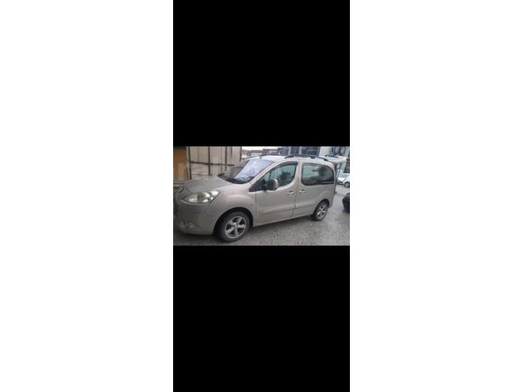 Sahibinden Peugeot Partner 1.6 HDI Premium Pack 2010 Model  temiz aile arabası
