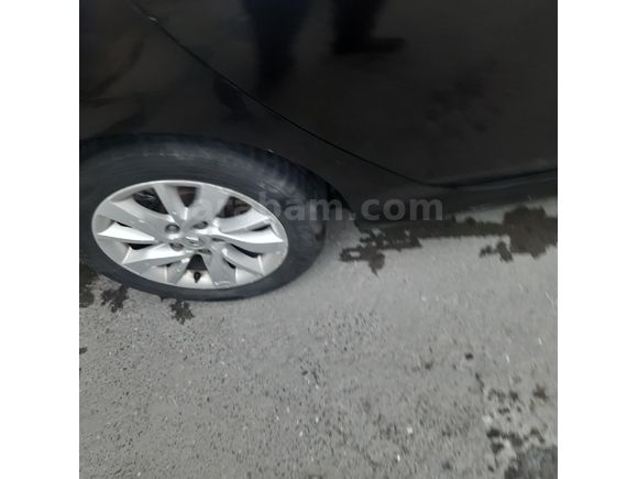 Sahibinden Renault Latitude 1.5 dCi Privilege 2013 Model  303.000 km Siyah
