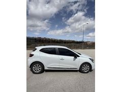 Sahibinden Renault Clio 1.0 TCe Icon 2022 Model  40.000 km Beyaz