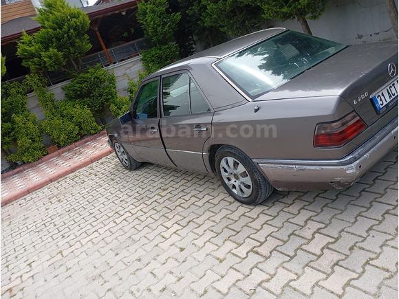 Sahibinden Mercedes - Benz E 200 d 1994 Model