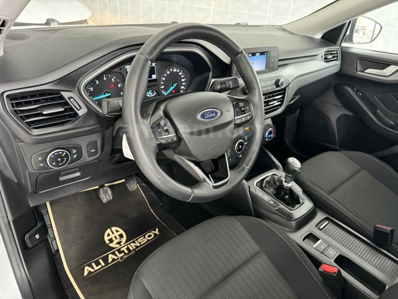 TR’DE TEK! SADECE _14_BİNDE 2020 FORD FOCUS 1.5 TREND-X HATASIZ