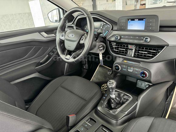 TR’DE TEK! SADECE _14_BİNDE 2020 FORD FOCUS 1.5 TREND-X HATASIZ