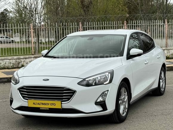 TR’DE TEK! SADECE _14_BİNDE 2020 FORD FOCUS 1.5 TREND-X HATASIZ
