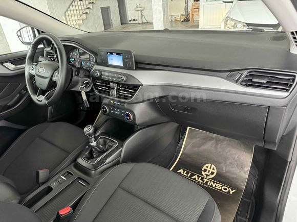 TR’DE TEK! SADECE _14_BİNDE 2020 FORD FOCUS 1.5 TREND-X HATASIZ