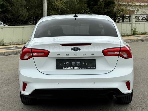 TR’DE TEK! SADECE _14_BİNDE 2020 FORD FOCUS 1.5 TREND-X HATASIZ