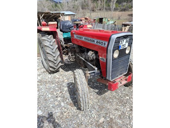 Sahibinden 1982Massey Ferguson 240