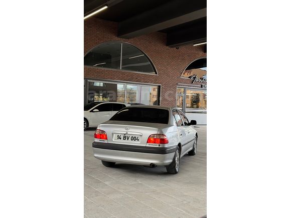 Sahibinden Toyota Avensis 2.0 Sol 2001 Model 