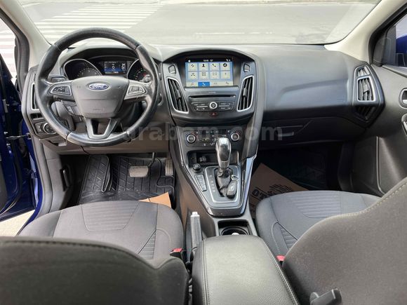 Sahibinden Ford Focus 1.5 TDCi Titanium 2017 Model  190.000km Lacivert