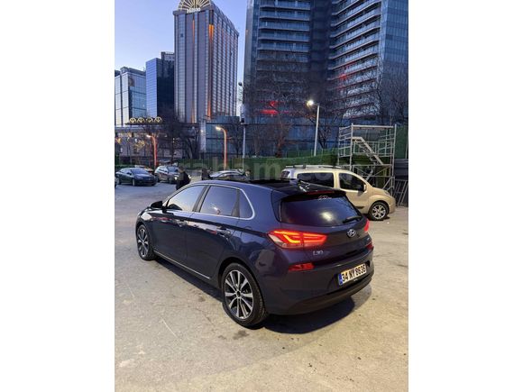Sahibinden Hyundai i30 1.6 CRDi Elite Plus 2017 Model 