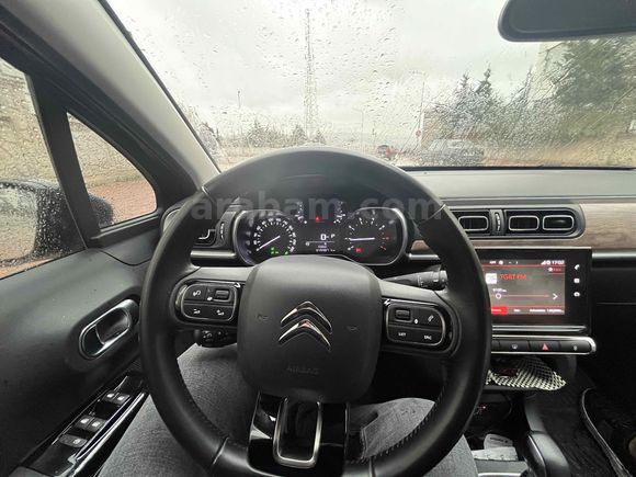 Sahibinden Citroen C3 1.2 PureTech Shine 2021 Model 