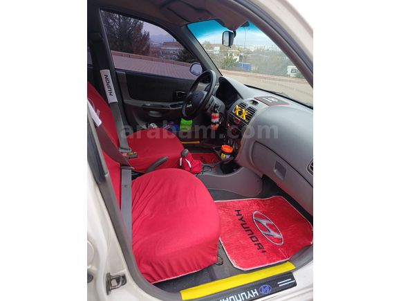Sahibinden Hyundai Accent 1.3 LX 2002 Model