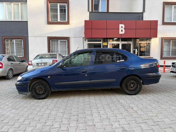 Sahibinden Renault Megane 1.6 RTA 1998 Model 
