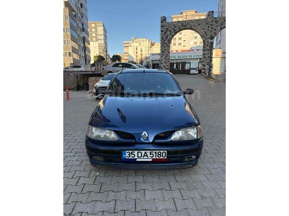 Sahibinden Renault Megane 1.6 RTA 1998 Model 