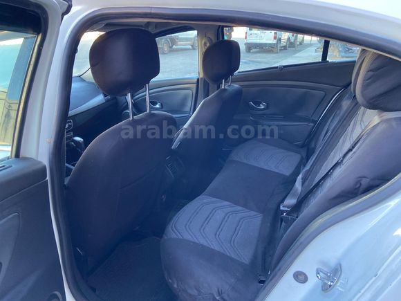 Sahibinden Renault Fluence 1.6 Dynamique 2011 Model