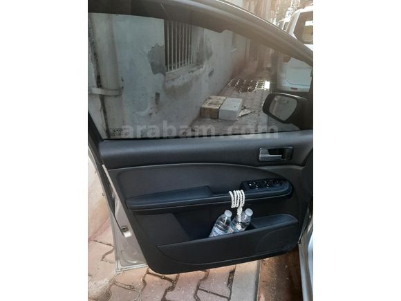 Sahibinden Ford C-Max 1.6 TDCi Ghia 2005 Model