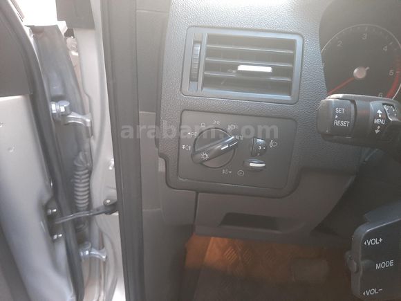 Sahibinden Ford C-Max 1.6 TDCi Ghia 2005 Model