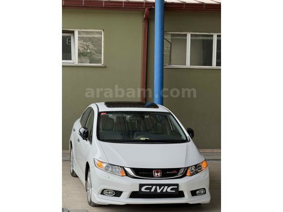 Sahibinden Honda Civic 1.6i VTEC Eco Elegance 2013 Model 