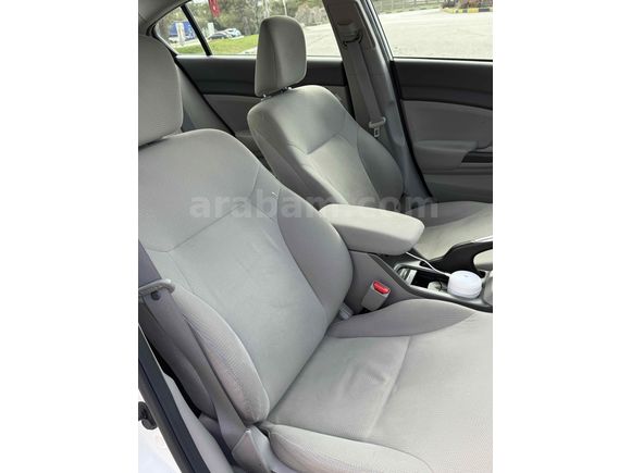 Sahibinden Honda Civic 1.6i VTEC Eco Elegance 2013 Model 