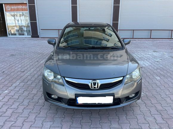 Sahibinden ful servis bakımlı Honda Civic 1.6 Premium 2010 Model