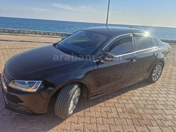 Sahibinden Volkswagen Jetta 1.6 TDi Highline 2012 Model