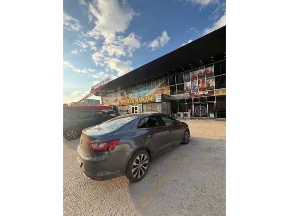 Sahibinden Renault Megane 1.3 TCe Icon 2025 Model 