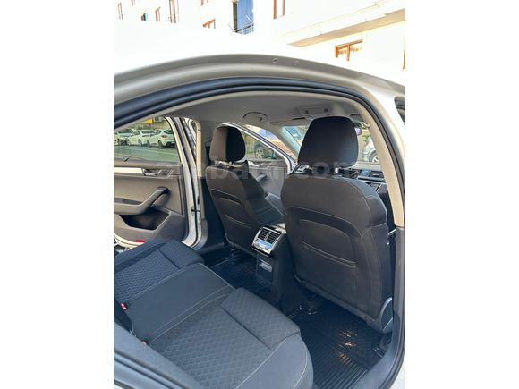 Sahibinden Skoda SuperB 1.6 TDI Style 2016 Model  103.000 km