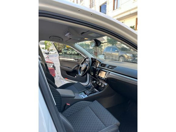 Sahibinden Skoda SuperB 1.6 TDI Style 2016 Model  103.000 km