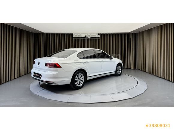 30BİN KM'DE BOYASIZ&TRAMERSİZ 2020 PASSAT DİZEL IMPRESSION