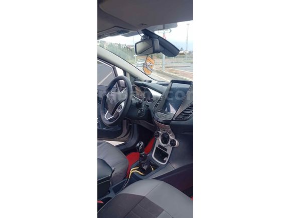Sahibinden Ford Fiesta 1.4 TDCi Titanium 2011 Model 