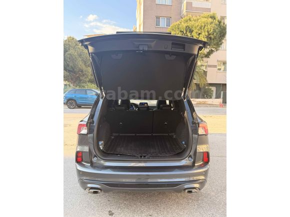 Sahibinden Ford Kuga 1.5 EcoBlue ST Line 2022 Model 