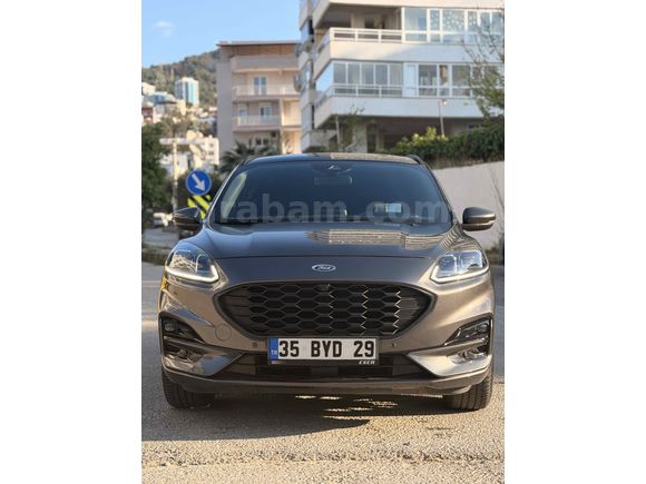 Sahibinden Ford Kuga 1.5 EcoBlue ST Line 2022 Model 
