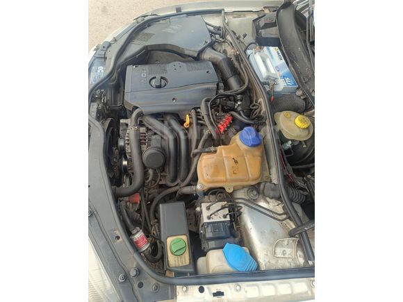 Sahibinden Volkswagen Passat 1.8 Basic 1999 Model