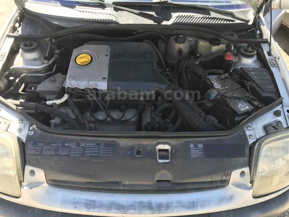 Sahibinden Renault Clio 1.6 RXT 2000 Model