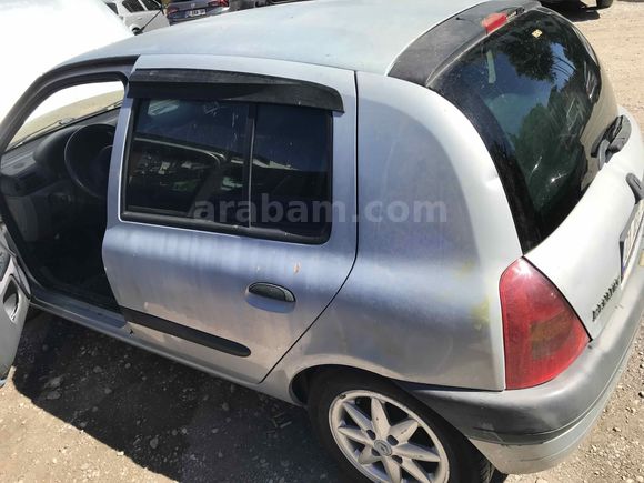 Sahibinden Renault Clio 1.6 RXT 2000 Model