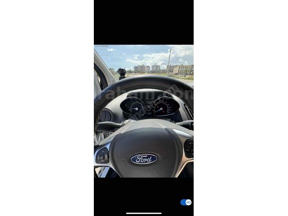 Sahibinden Ford Tourneo Courier 1.5 TDCi Titanium 2018 Model 