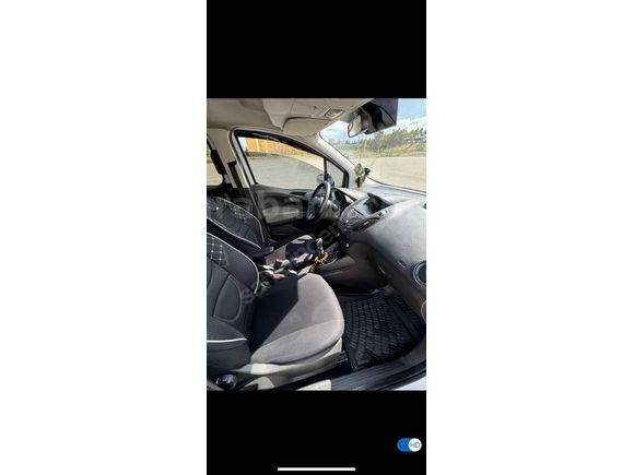 Sahibinden Ford Tourneo Courier 1.5 TDCi Titanium 2018 Model 