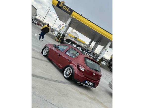 Sahibinden Dacia Sandero 1.5 dCi Stepway 2016 Model  196.000 km Bordo