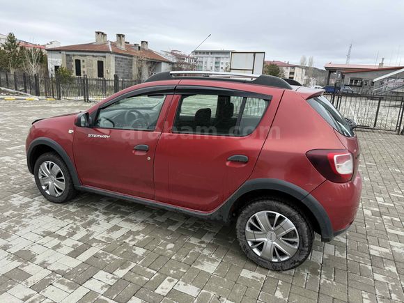 Galeriden Dacia Sandero 1.5 dCi Stepway 2016 Model Kars