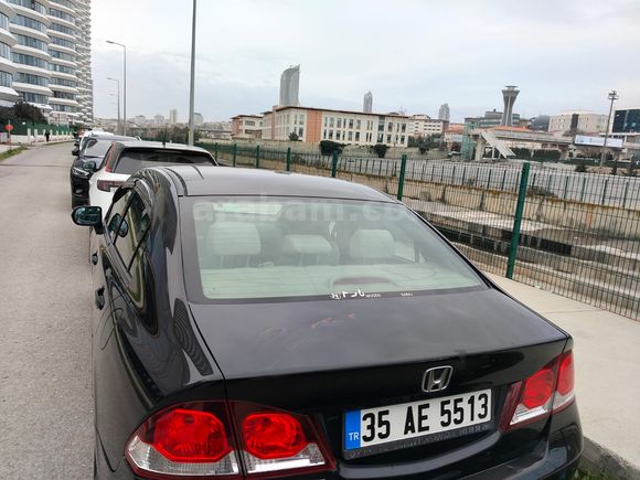 Sahibinden Honda Civic 1.6i VTEC Elegance 2010 Model 