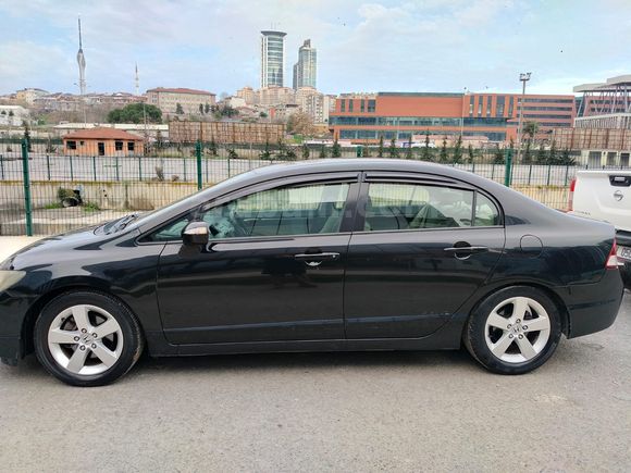 Sahibinden Honda Civic 1.6i VTEC Elegance 2010 Model 