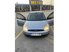 Sahibinden Ford Fiesta 1.4 TDCi Comfort 2005 Model  250.000 km Mavi (metalik)