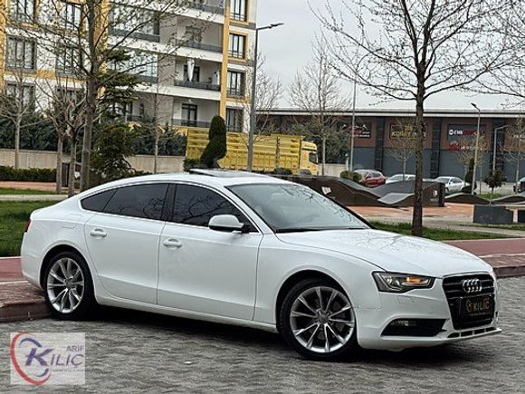 2012 AUDİ A5 5 KAPI 177 BG SANRUFLU KUSURSUZ GÜZELİKTE HATASIZ