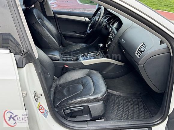 2012 AUDİ A5 5 KAPI 177 BG SANRUFLU KUSURSUZ GÜZELİKTE HATASIZ