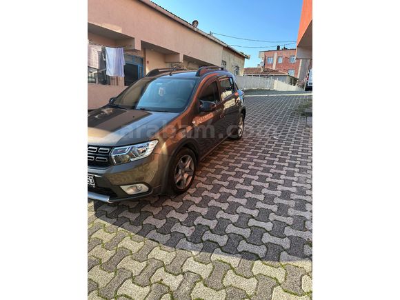 Sahibinden Dacia Sandero 1.5 dCi Stepway 2017 Model