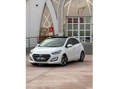 Sahibinden Hyundai i30 1.6 GDi Style 2015 Model  82.300 km Beyaz