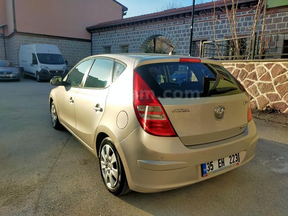 Sahibinden Hyundai i30 1.6 CRDi Mode 2009 Model